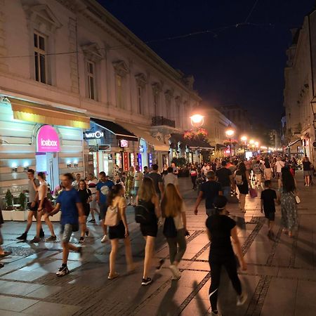 Iva City Center Belgrad Exteriör bild