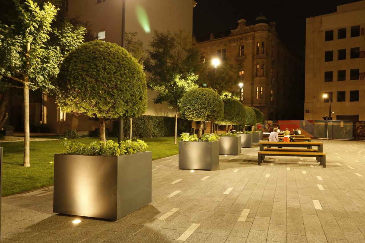 Iva City Center Belgrad Exteriör bild